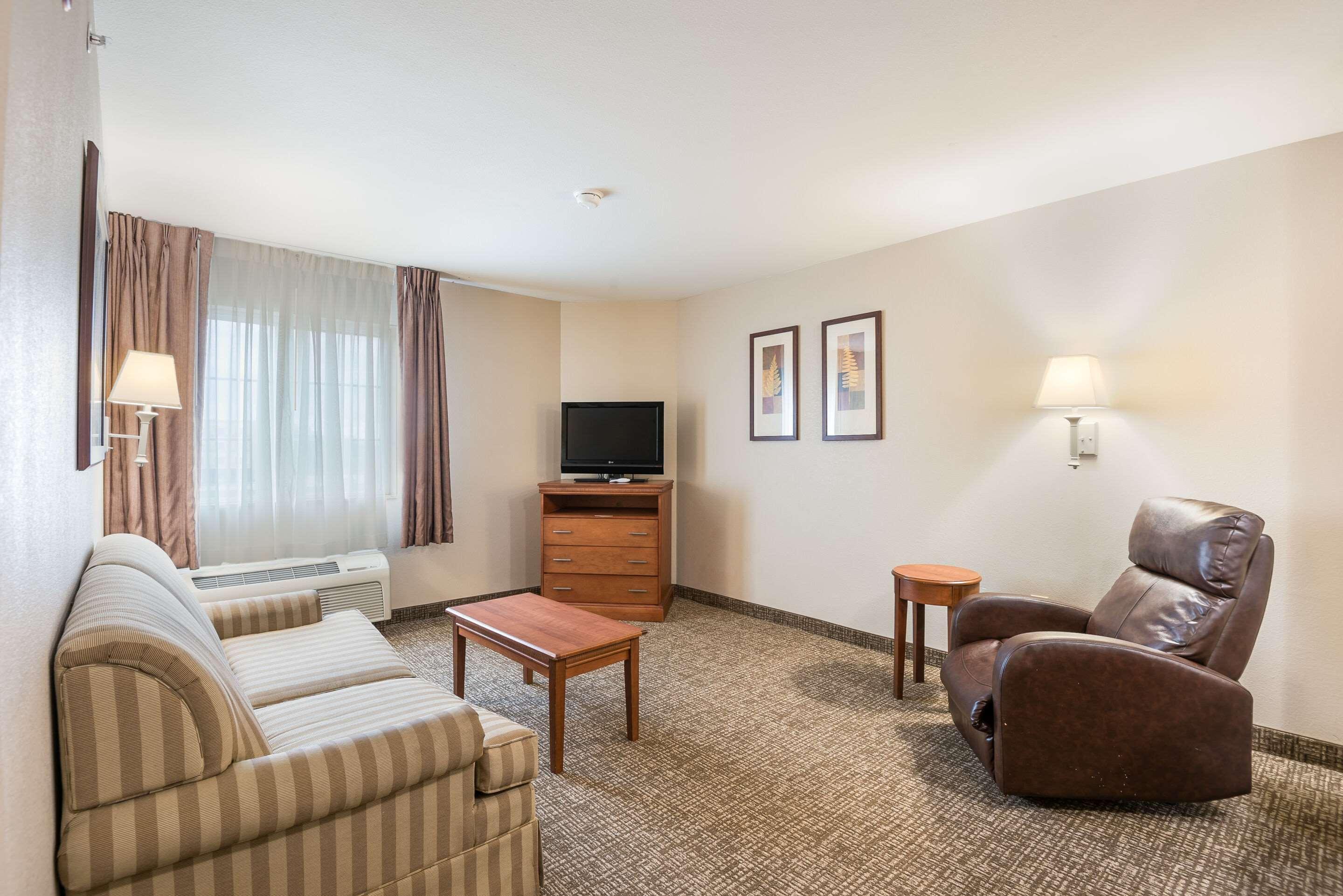 Suburban Extended Stay Hotel Waterloo - Cedar Falls - Cedar Valley Ngoại thất bức ảnh